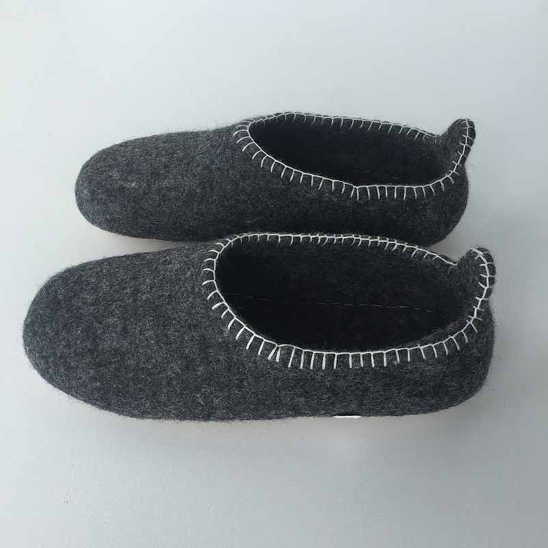 Lot de 100 chaussons fermés polyester et EVA