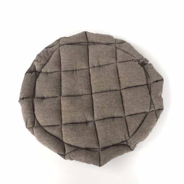 Coussin taupe 2 rotated