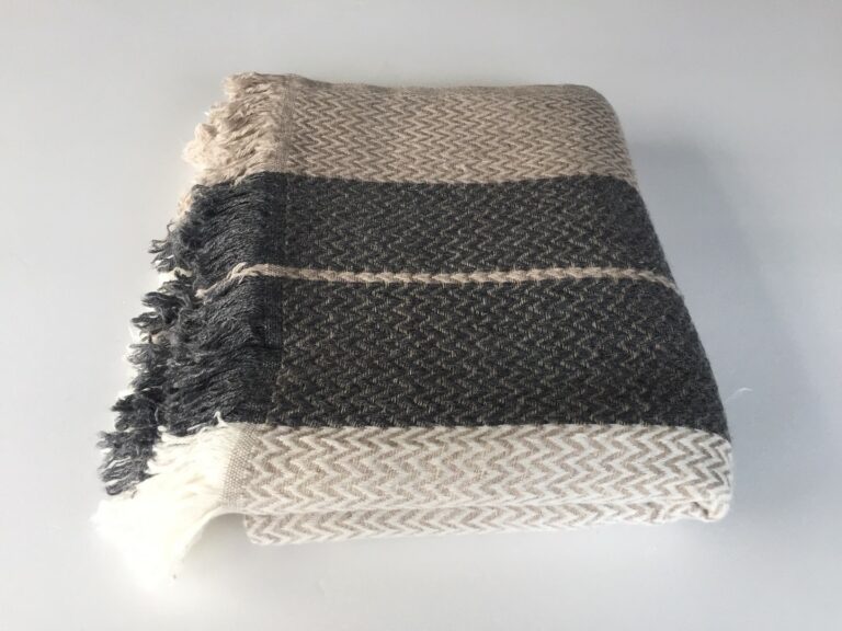 Plaid rayures sable et gris